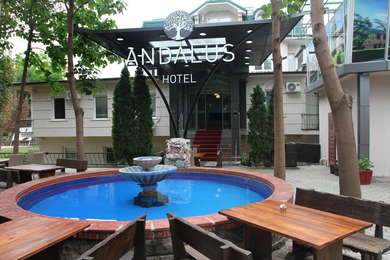 Hotel Andalus Skopje Luaran gambar