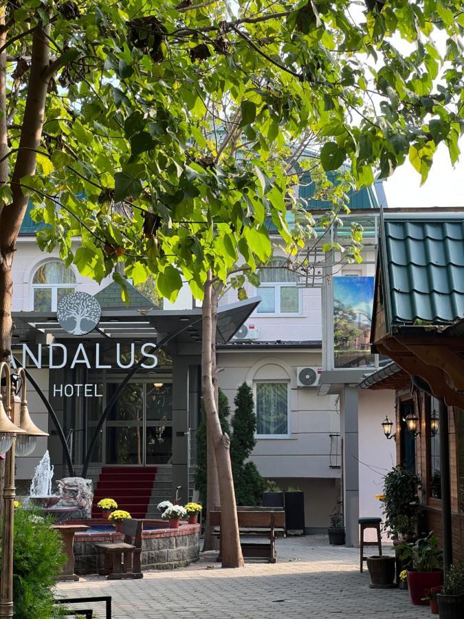 Hotel Andalus Skopje Luaran gambar
