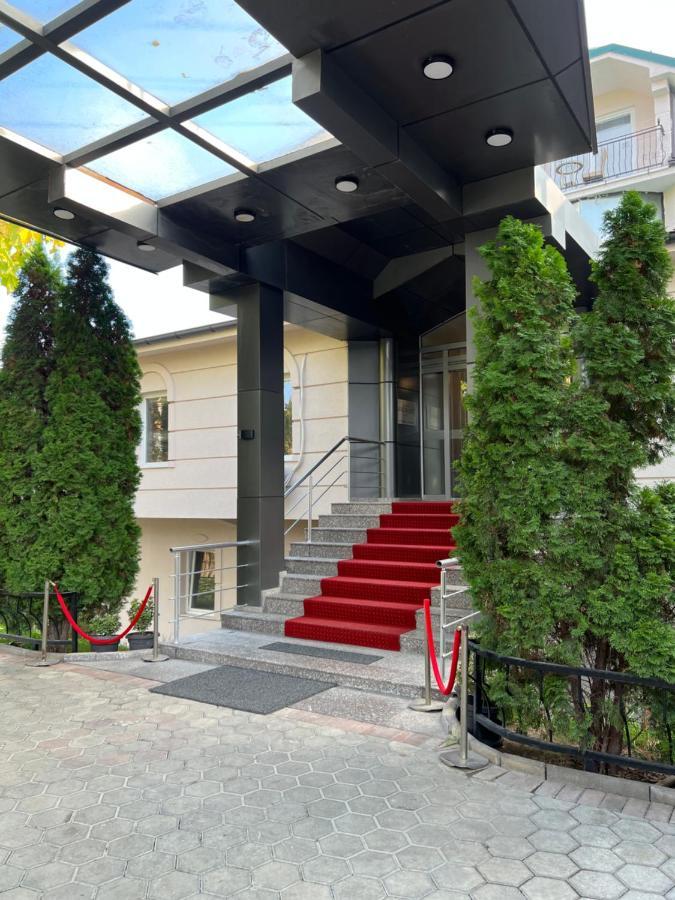 Hotel Andalus Skopje Luaran gambar